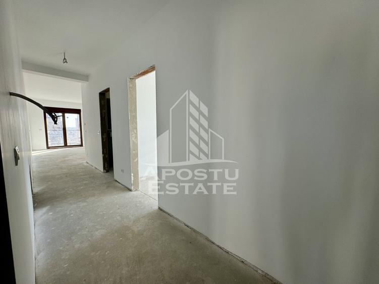 Apartament cu 2 camere incalzire in pardoseala, etajul 1 Bryatim.