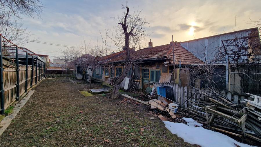 Casă cu teren generos de vânzare Zona Colentina – Carrefour