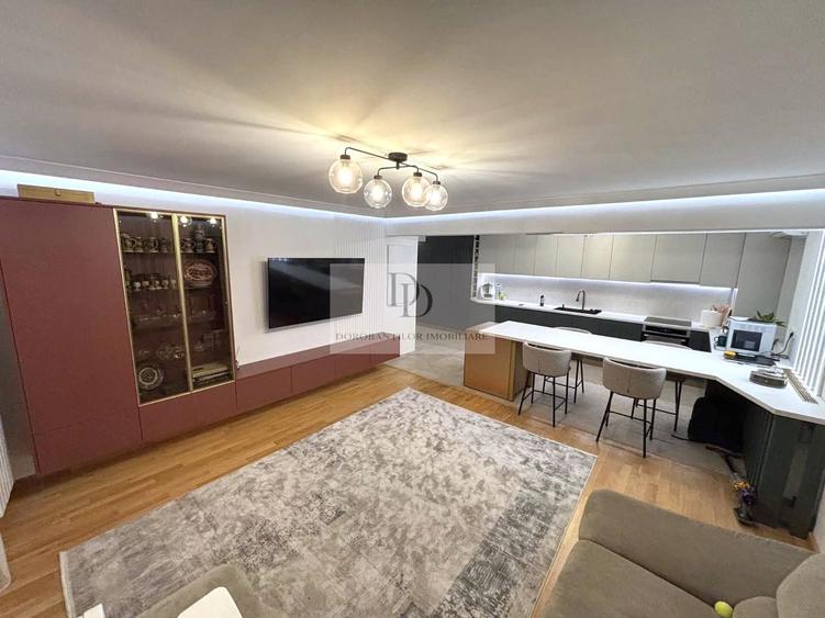 Apartament deosebit cu 4 camere | Terasă spectaculoasă | Bună Ziua