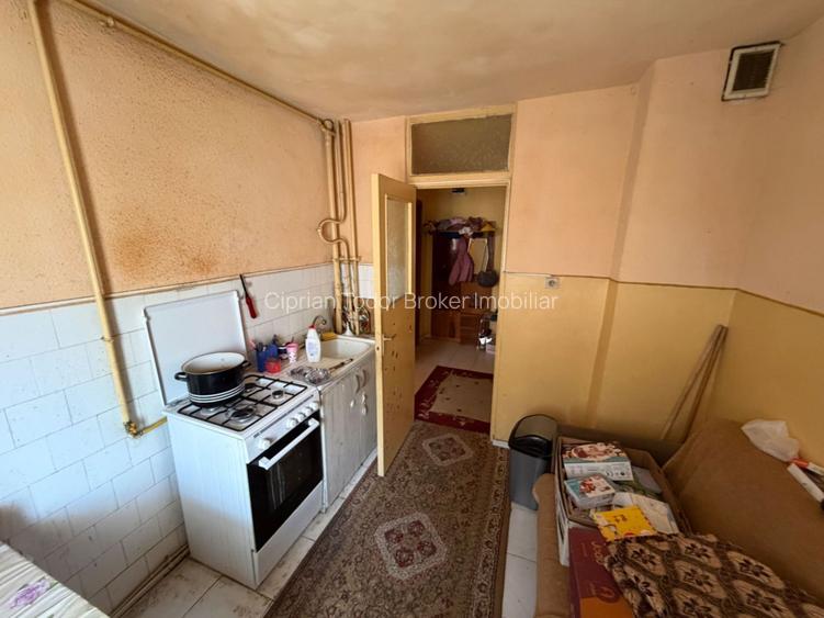Apartament 2 camere, etaj 2 - Cugir - 3