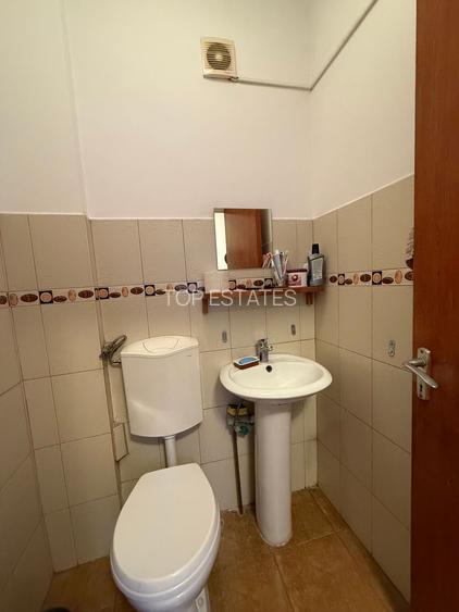 De vanzare 4 camere, curte exclusivă 250 mp, Str. Uruguay - Bucuresti - 15