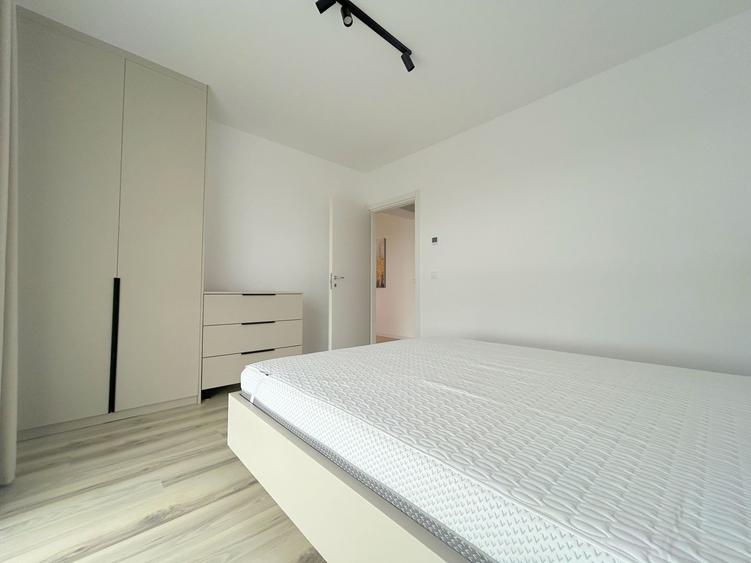 3 camere, mobilat si utilat, cu parcare, in complexul Denya