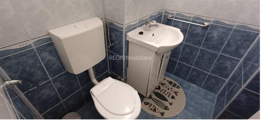 Apartament 3 camere cu parcare Judetean