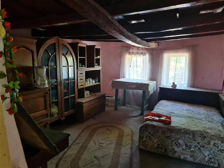 Casa Modesta in Siria Arad