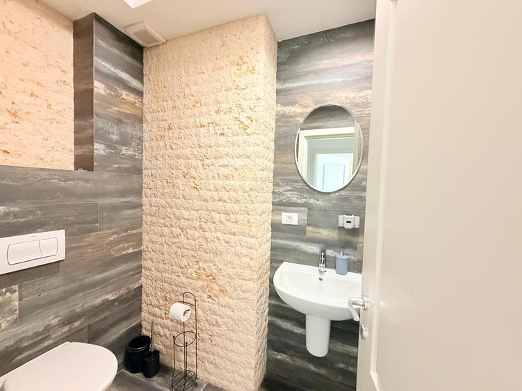 Apartament cu 2 camere mobilat și utilat complet, bloc nou