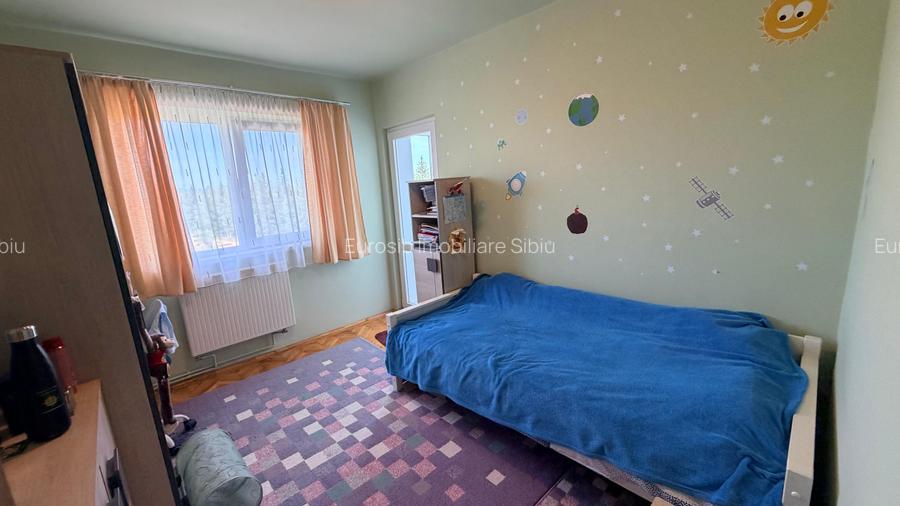 Apartament 3 camere 2 bai in Sibiu cartier Strand - 3
