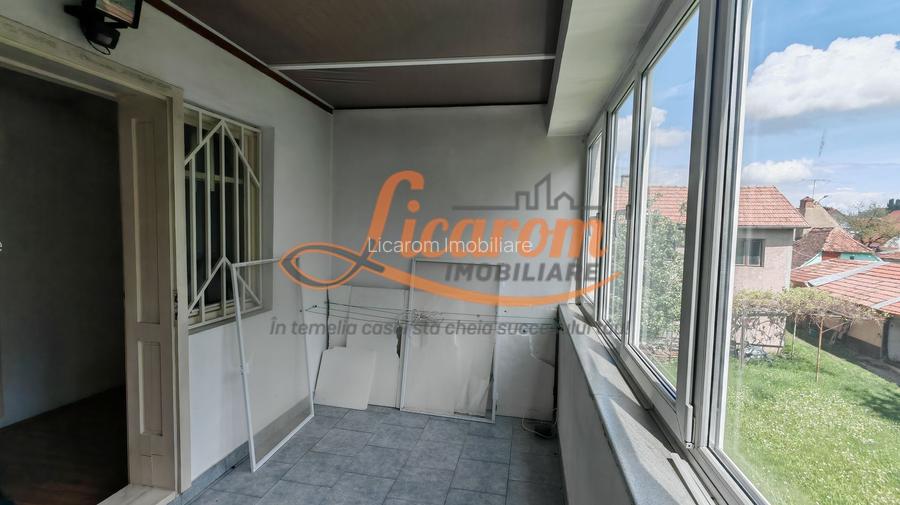 Casa PRETABILA DESTINATIE COMERCIALA,Brasovul Vechi,P+E, 3 cam - 2