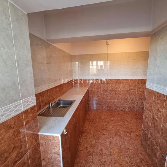 UNIRII, 2 CAMERE DECOMANDATE, 3 BALCOANE, 70MP, PRIVELISTE DEOSEBITA