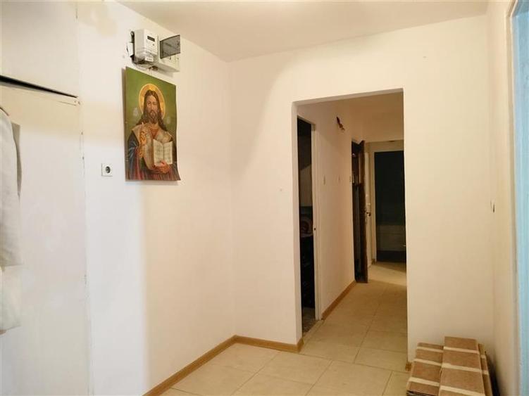 Apartament 3 camere  Dristor Kaufland