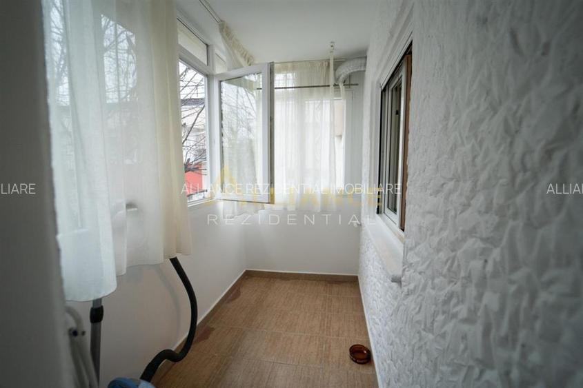 Apartament spatios cu 3 camere si 2 bai, situat în complexul Creative - 14