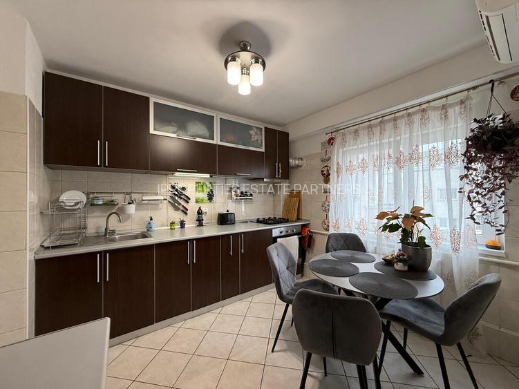 4 Camere Mall Vitan Mobilat Utilat Centrala Termica Metrou - 2