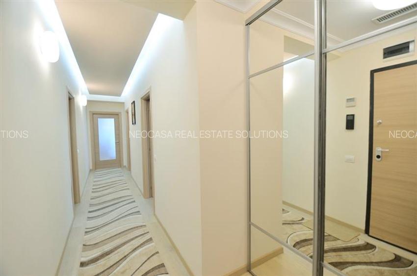 APARTAMENT 4 CAMERE, MOBILAT, CU VEDERE CATRE LACUL TEI - 13
