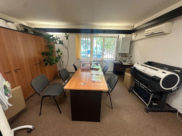 Apartament 4 camere transformat in spatiu comercial Moara de foc
