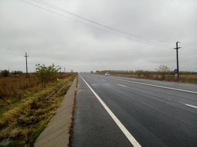 Vand Teren pt PARC FOTOVOLTAIC, BENZINARIE, HALE - DN5 Bucuresti-Giurgiu km 45