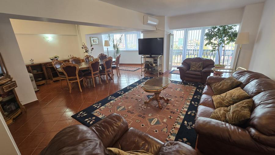 Duplex elegant 124 mp utili – Bulevardul Unirii bloc ANL