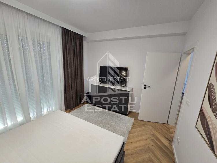 Penthose 2 camere de inchiriat, loc de parcare subteran, Zona Aradului - 9