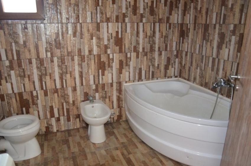 Inchiriez casa pentru muncitori in Dumbravita 100 euro/persoana