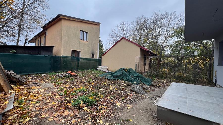 Duplex modern P+1E+M,  BUCURESTII NOI