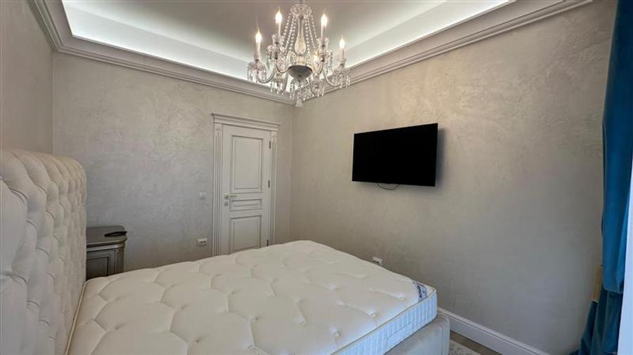 Apartament 3 camere  de vanzare  Centru - Sfantul Lazar,