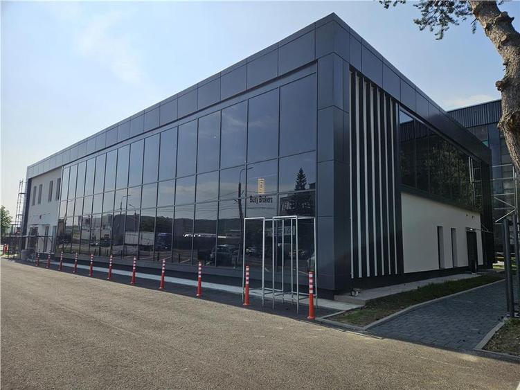 Spatiu Comercial Etaj - 500 mp - Showroom - Servicii