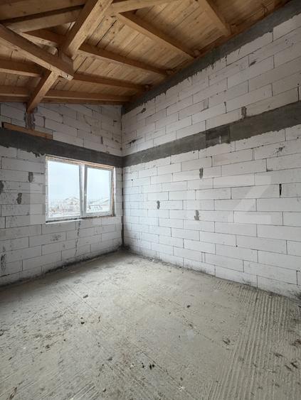 Casa duplex la rosu C1, 154 mp utili, 250 mp teren