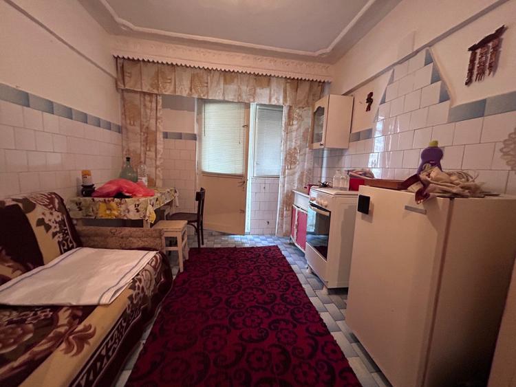 Apartament 2 camere 56mp, zona Vidin, etaj 3/4.
