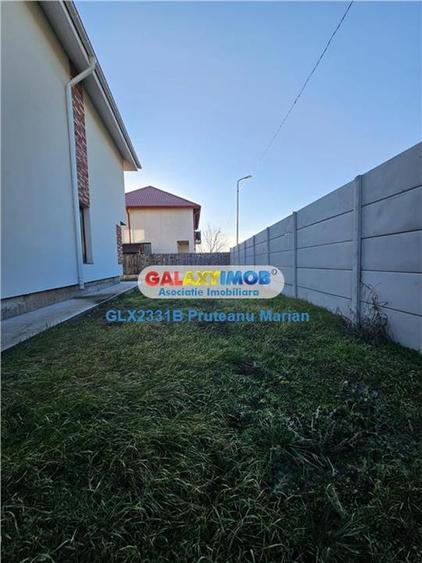 Vanzare vile Individuale de tip Duplex situate aproape de Str Dantelei