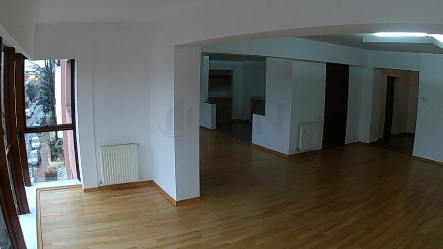 REA1021420 Apartament spatios langa Parcul Herastrau