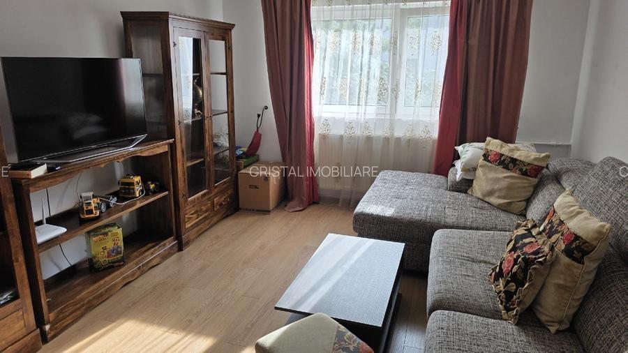Apartament 2 camere de vânzare, Aviatiei, etaj 3/4, loc parcare inclus - 3