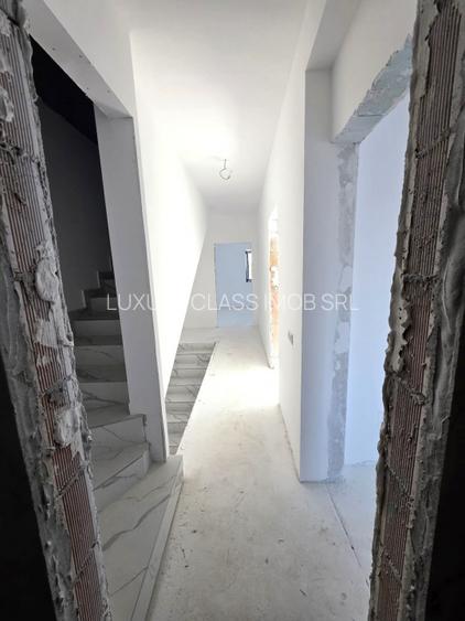 Vila Duplex de Vanzare/Bagadiru-Cristalului