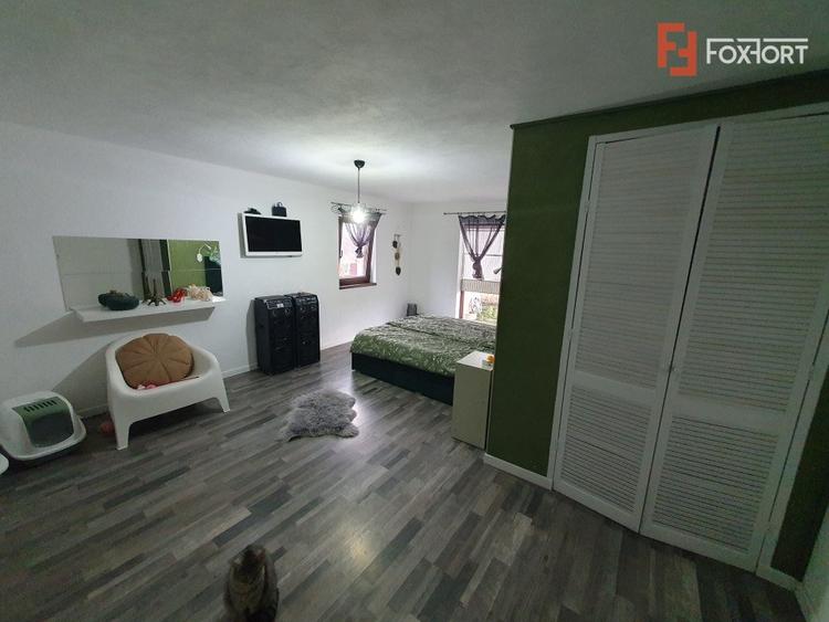 COMISION 0% Casa individuala cu 5 camere si teren de 669 mp - Sag
