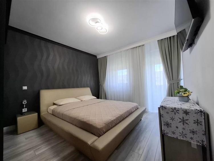 Apartament decomandat 3 camere 2 balcoane si parcare subterana in Turnisor