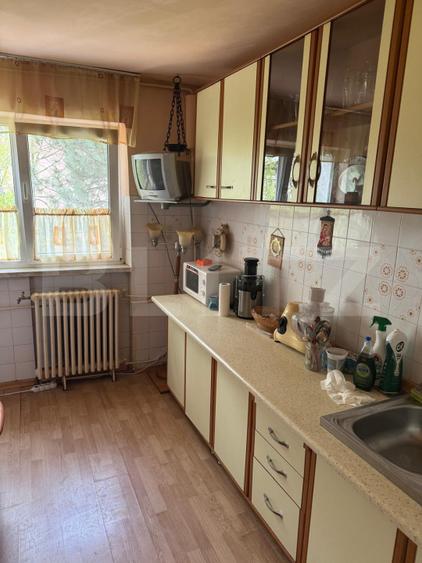Apartament 2 camere, 51 mp, semidecomandat, zona Zamca