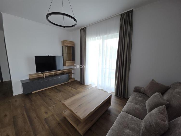 Apartament cu 3 camere lux zona La Terenuri - 2