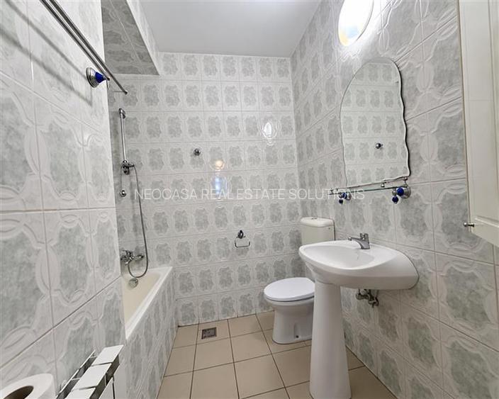 Vila versatila 7 camere + Garaj zona 1 Mai - Ion Mihalache | Ideala locuinta sau - 5