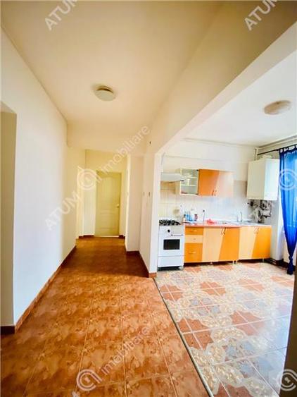 Apartament cu 3 camere si gradina proprie in Vasile Aaron din Sibiu