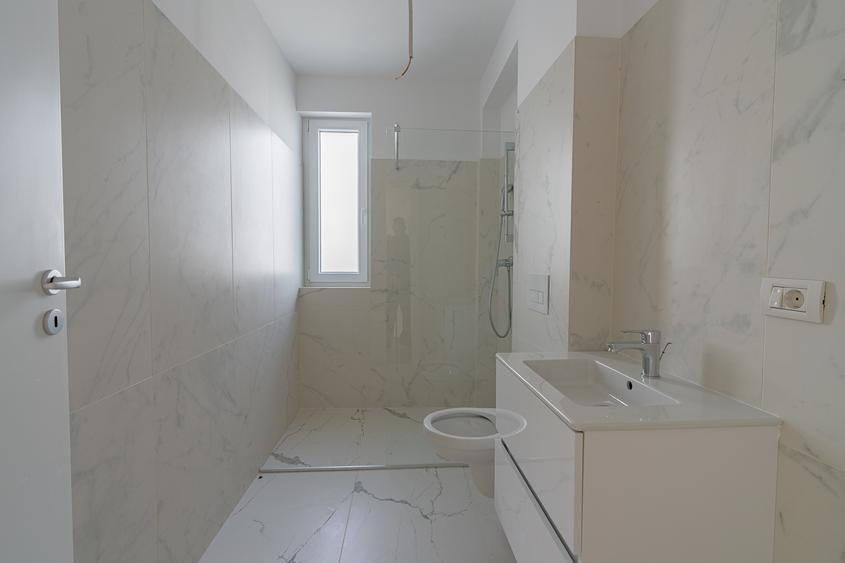Penthouse finalizat, cu terasa de 40 mp, parcare inclusa! PREDARE IMEDIATA
