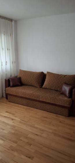 Apartament 3 camere etajul 9/10 total mobilat si utilat, cu CT.