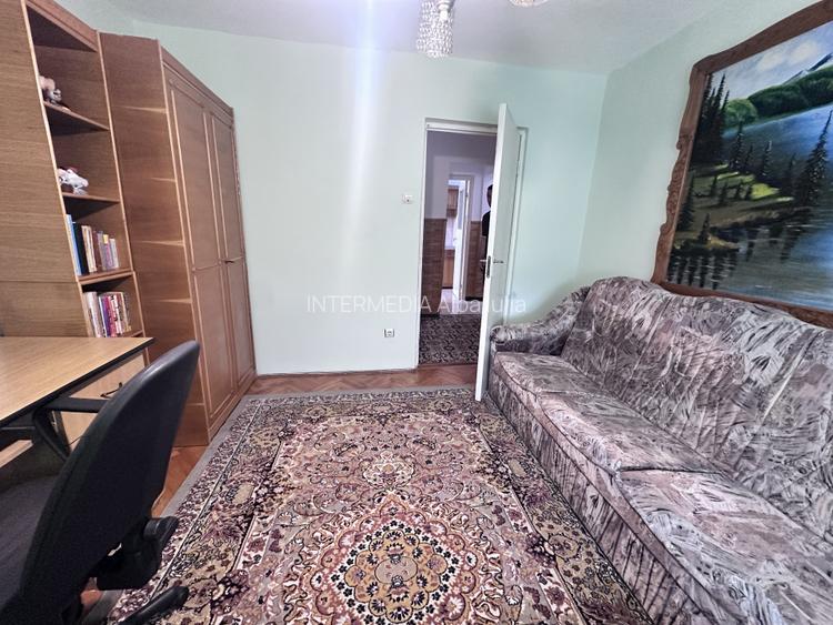 APARTAMENT 3 CAMERE I DECOMANDAT I 65 MP I MOBILAT CETATE BULEVARD - 8