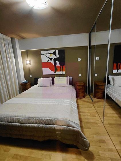 Apartament4 camere pe bd 13Septembrie stradal-Marriott, gresie VERSACE