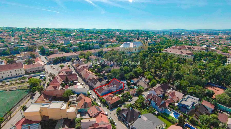 De vânzare casă / birouri în zona Decebal - 29