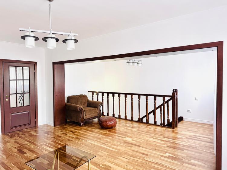 Penthouse  2025/ 5 Camere / Aviatiei - Promenada Mall / Parcare 2 Locuri