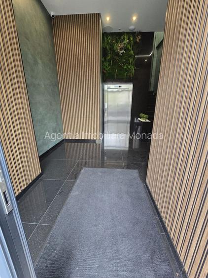 Cladire de inchiriat SPATIU COMERCIAL (clinica medicala , birouri , etc)