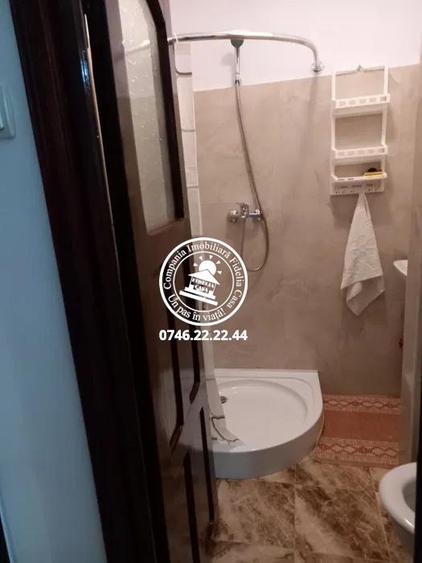 Apartament 1 Camera de vanzare Podu Ros