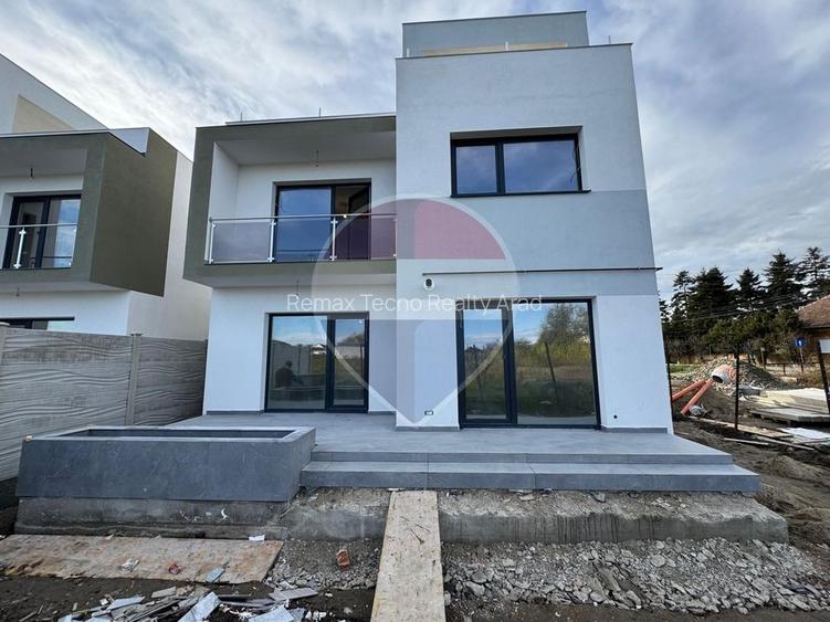 Casă cu o terasa spectaculoasa tip rooftop 5camere - cartier Gai Arad - 21