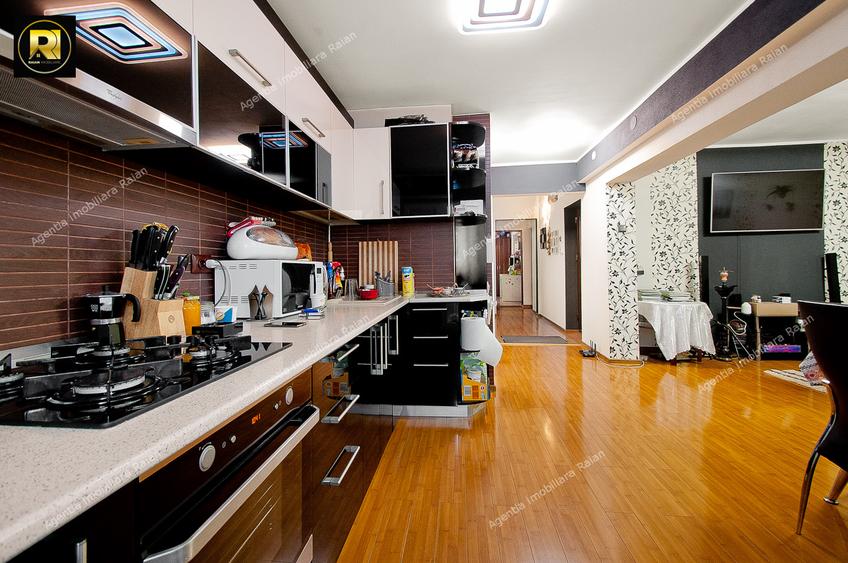 Vanzare apartament 3 camere dec in Galati, Sid-Vest, sup.76 mp, etaj 1, mobilat