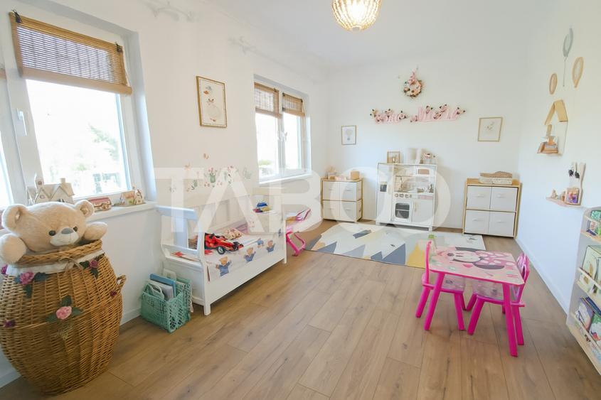 Casa moderna de vanzare in zona Dealul Sibiului din Sura Mare