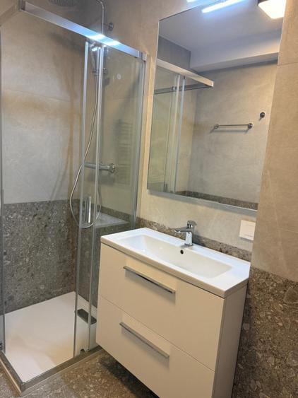 Apartament 3 camere, bloc nou, parcare subterană, lângă Teatrul Național
