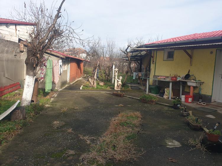 Casa 2 corpuri Iosia