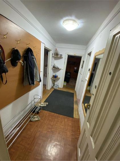 Apartament de vanzare, 4 camere, Str. Dinicu Golescu